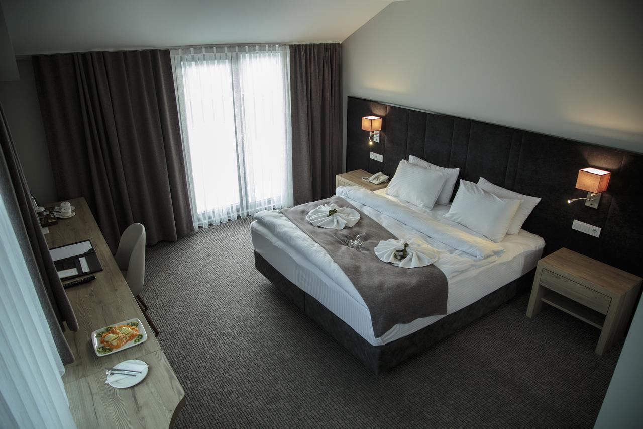 Hotel City Inegoel Bagian luar foto