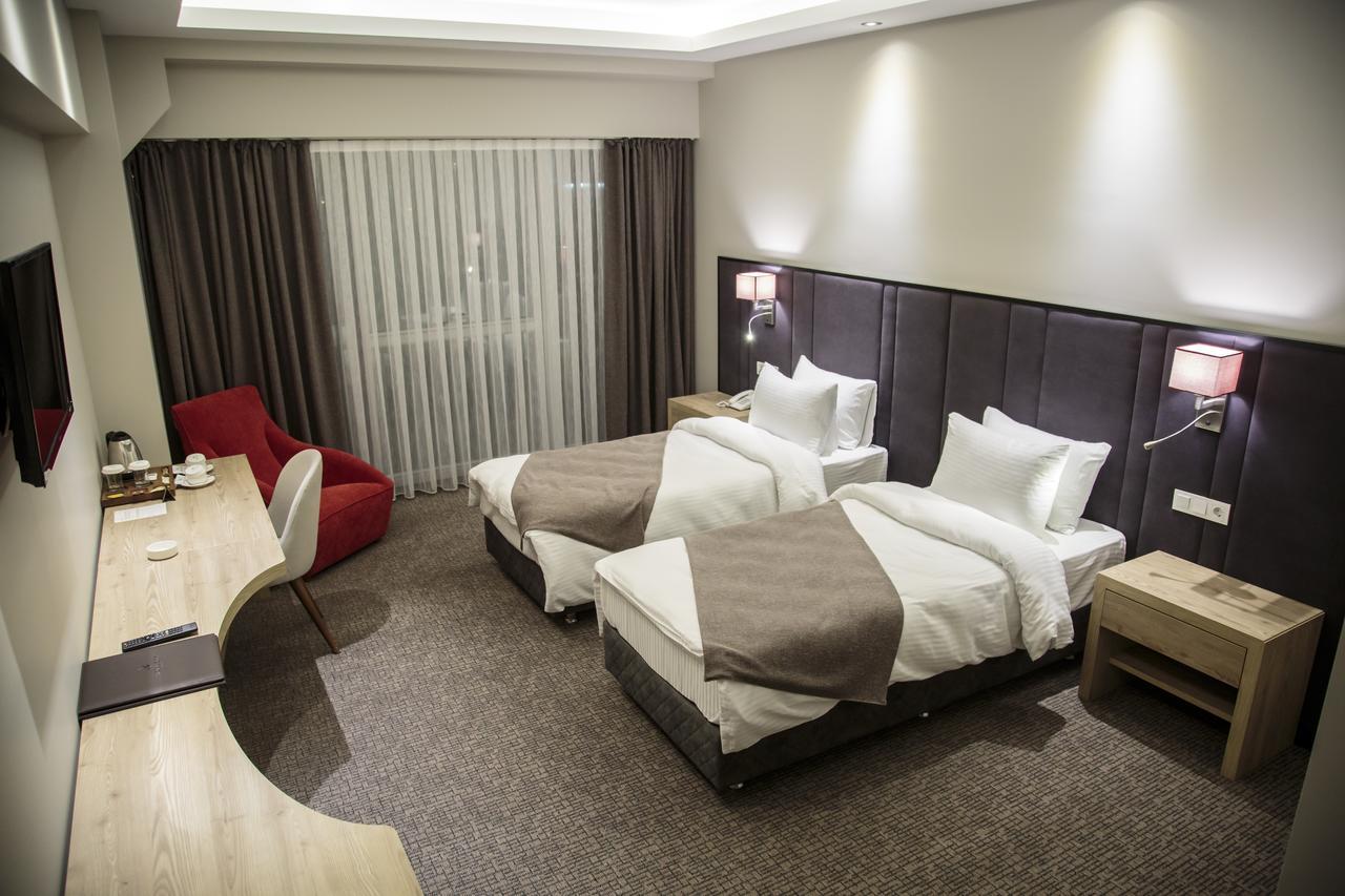 Hotel City Inegoel Bagian luar foto