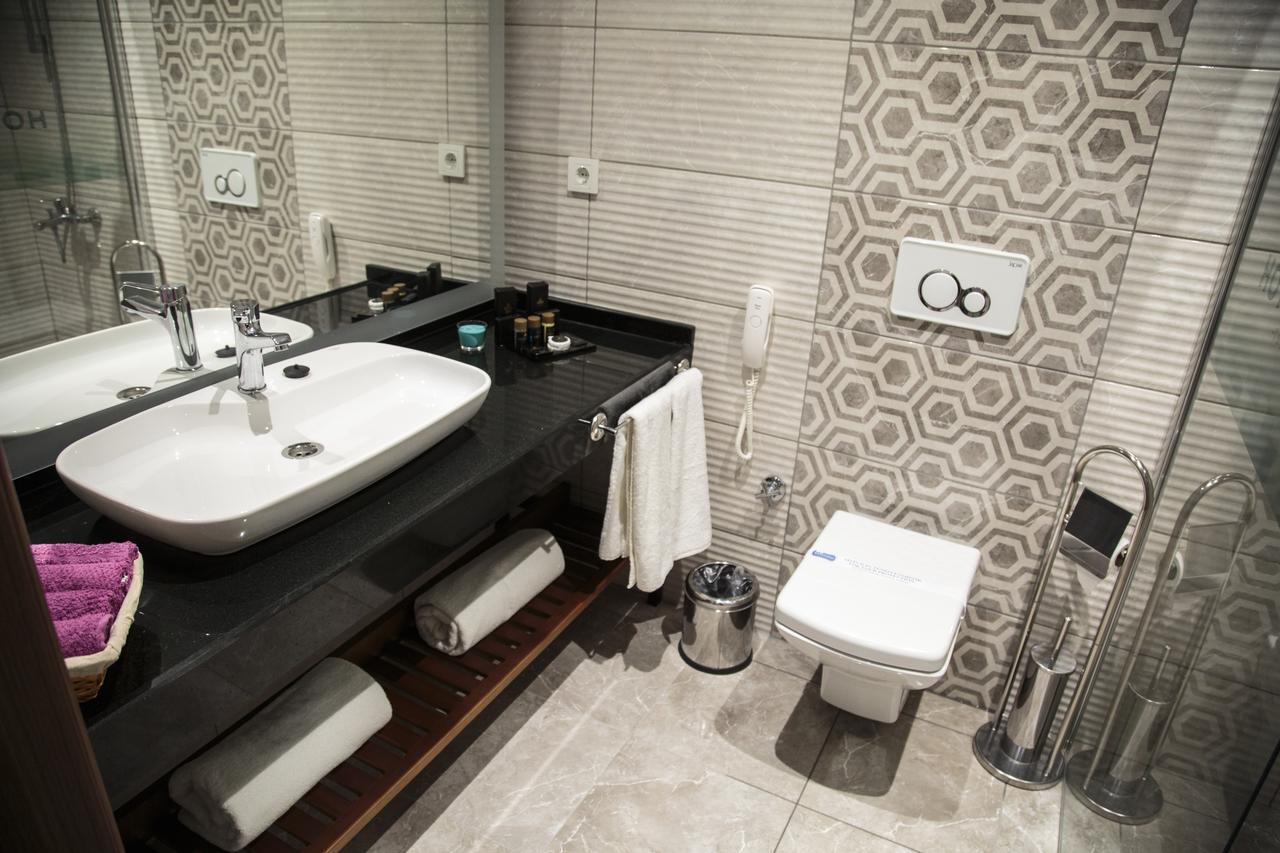 Hotel City Inegoel Bagian luar foto